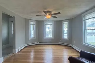 334 Lincoln Ave, Saugus, MA 01906 - Photo 4