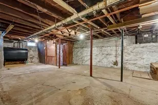 92 Dudley St, Medford, MA 02155 - Photo 28