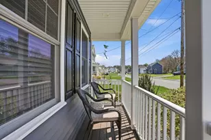 114 Run Brook Cir, Taunton, MA 02780 - Photo 4