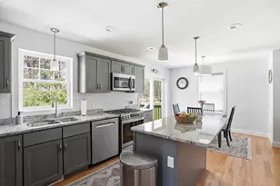 114 Run Brook Cir, Taunton, MA 02780 - Photo 8