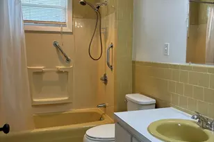 373 Bolton St, New Bedford, MA 02740 - Photo 10