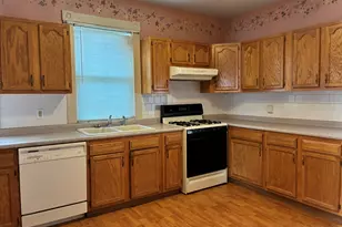 373 Bolton St, New Bedford, MA 02740 - Photo 8