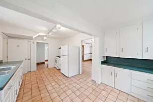 130 Perham St, Boston, MA 02132 - Photo 14