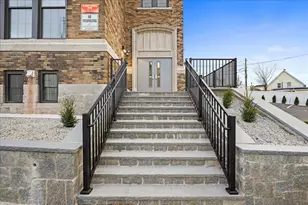 22 Waverly St, Worcester, MA 01604 - Photo 8
