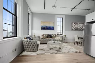 22 Waverly St, Worcester, MA 01604 - Photo 2
