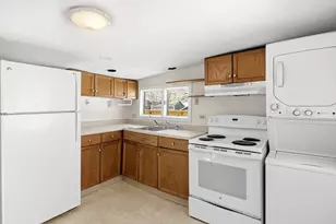133 Lakeview Rd, Shutesbury, MA 01072 - Photo 8