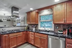 749 Worcester St, Wellesley, MA 02481 - Photo 4