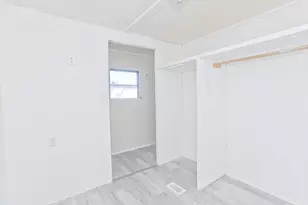 38 Klondike Ave, Westfield, MA 01085 - Photo 12
