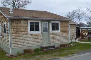 17 Bungalow Ln, Wareham, MA 02532 - Photo 4