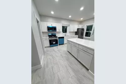 7 Myrtle St, Middleborough, MA 02346 - Photo 4