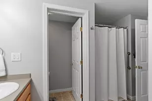 16 Acorn Ave, Fitchburg, MA 01420 - Photo 24