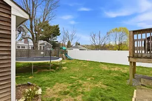 90 Sweetbriar Ave, East Providence, RI 02915 - Photo 20