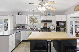 90 Sweetbriar Ave, East Providence, RI 02915 - Photo 6