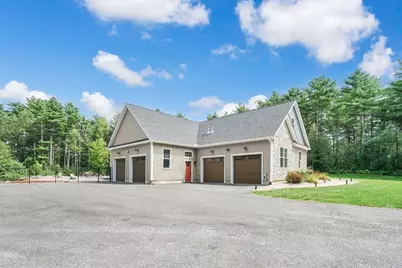 3012 Thorndike St, Palmer, MA 01069 - Photo 2
