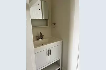 17 Linden Pl #2, Dedham, MA 02026 - Photo 8
