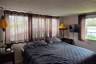 1237 Central St, Leominster, MA 01453 - Photo 8