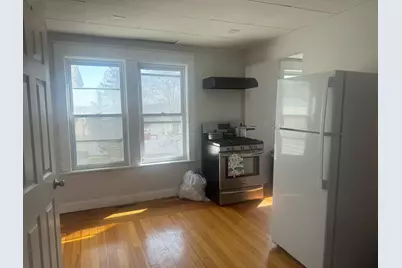 85 Seneca Street, Lowell, MA 01852 - Photo 10