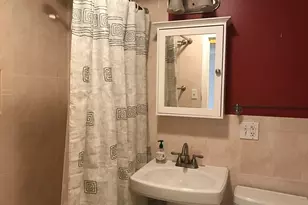 9 Leverett St, Brookline, MA 02445 - Photo 8