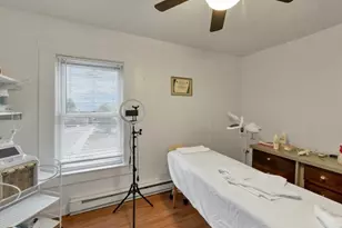 68 Liberty St, Lowell, MA 01851 - Photo 34