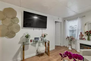 68 Liberty St, Lowell, MA 01851 - Photo 4