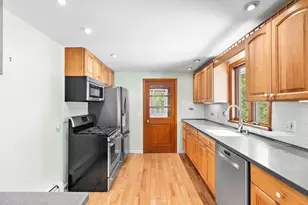 12 Helen Dr, Marlborough, MA 01752 - Photo 16