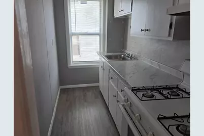 107-113 Palmer St #1, Fall River, MA 02724 - Photo 2