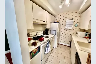 19 Wiget #202, Boston, MA 02113 - Photo 6