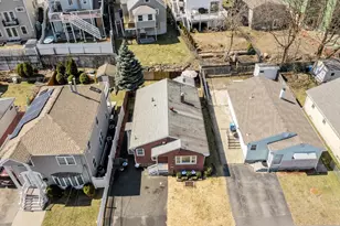 81 Princeton Ave, Waltham, MA 02451 - Photo 28