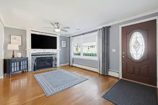 89 Coburn Dr, Lowell, MA 01854 - Photo 8