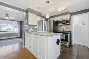 89 Coburn Dr, Lowell, MA 01854 - Photo 2