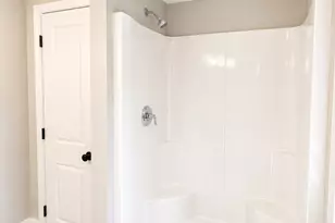 53 Bridge St, Raynham, MA 02767 - Photo 30