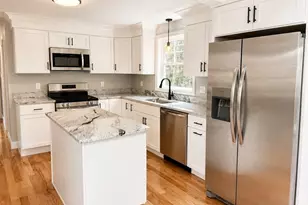 53 Bridge St, Raynham, MA 02767 - Photo 8