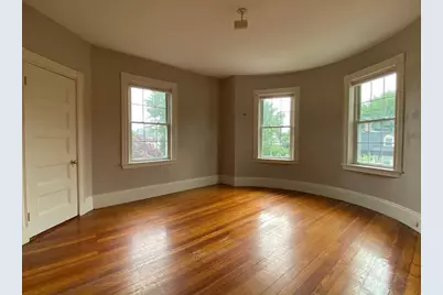 70 Perry St #3, Brookline, MA 02446 - Photo 8