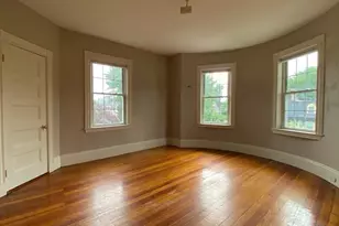 70 Perry St, Brookline, MA 02446 - Photo 8