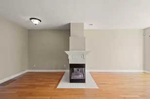9 Nirvana Dr, Saugus, MA 01906 - Photo 4