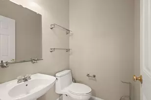 9 Nirvana Dr, Saugus, MA 01906 - Photo 10