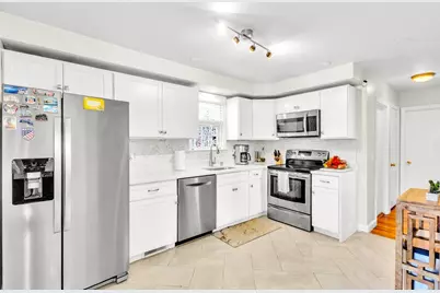 18 Mayflower Rd, Northborough, MA 01532 - Photo 4
