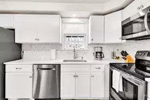 18 Mayflower Rd, Northborough, MA 01532 - Photo 4