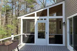 683 N W Main St, Douglas, MA 01516 - Photo 32