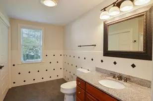 66 Tucker Ln, Dartmouth, MA 02747 - Photo 16