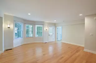 66 Tucker Ln, Dartmouth, MA 02747 - Photo 4