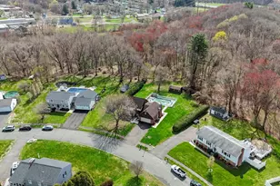 26 Kimberly Dr, South Hadley, MA 01075 - Photo 4