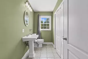 563 Woodman St, Fall River, MA 02724 - Photo 14