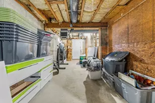 563 Woodman St, Fall River, MA 02724 - Photo 26