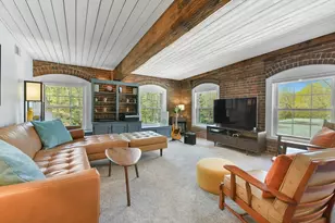 14 Sanford St, Medway, MA 02053 - Photo 2