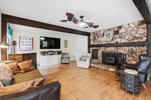 751 Hixville Rd, Dartmouth, MA 02747 - Photo 4