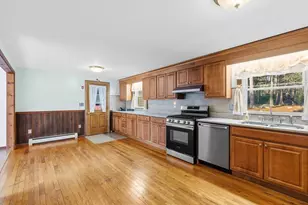 47 Center St, Westport, MA 02790 - Photo 16