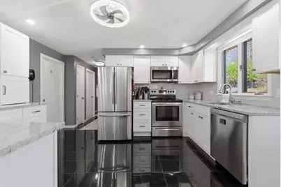 12 Bisbee Road, Saugus, MA 01906 - Photo 2