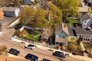 10 Gilman St, Boston, MA 02131 - Photo 38