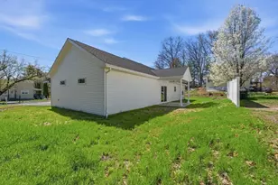 109 Navy Yard Rd, Dracut, MA 01826 - Photo 32